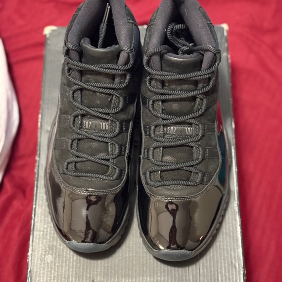 Pre-Owned Jordan 11 cap and gown men’s 8.5 - Picture 6 of 11